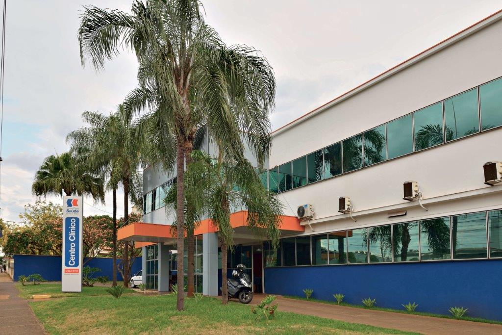 fachada-Centro-Clinico